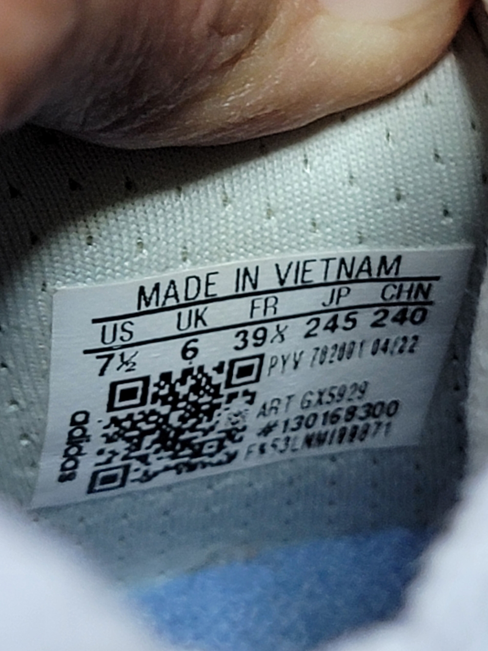Adidas Ultraboost 22 In White Almost Blue - Picture 11 of 14